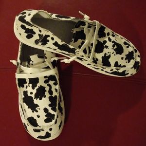 NWOT Black/White canvas Shoes, Sz 11